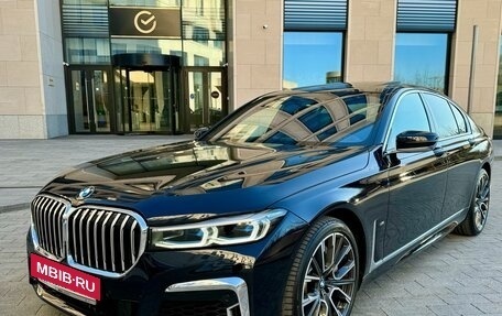 BMW 7 серия, 2021 год, 5 950 000 рублей, 2 фотография