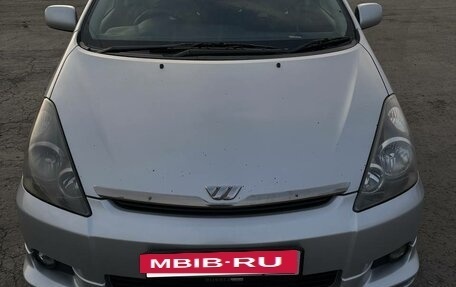 Toyota Wish II, 2003 год, 800 000 рублей, 12 фотография