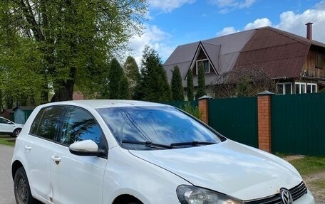 Volkswagen Golf VI, 2011 год, 450 000 рублей, 2 фотография