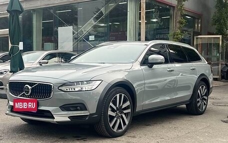 Volvo V90 Cross Country I рестайлинг, 2022 год, 4 290 000 рублей, 1 фотография