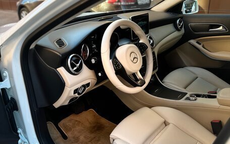Mercedes-Benz GLA, 2015 год, 1 799 000 рублей, 7 фотография