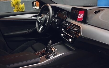 BMW 5 серия, 2018 год, 3 450 000 рублей, 29 фотография