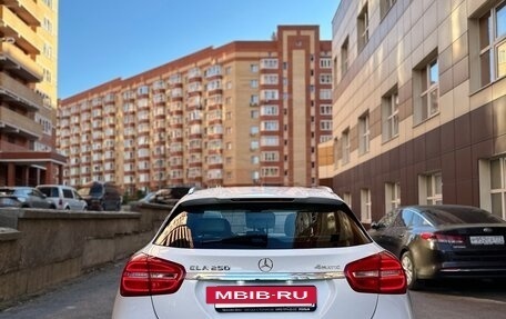 Mercedes-Benz GLA, 2015 год, 1 799 000 рублей, 4 фотография