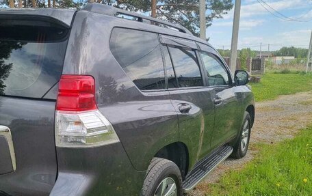 Toyota Land Cruiser Prado 150 рестайлинг 2, 2012 год, 3 150 000 рублей, 3 фотография