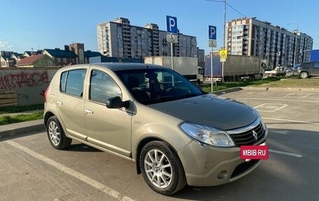 Renault Sandero I, 2011 год, 750 000 рублей, 4 фотография