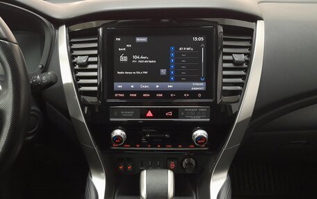 Mitsubishi Pajero Sport III рестайлинг, 2021 год, 4 439 000 рублей, 11 фотография