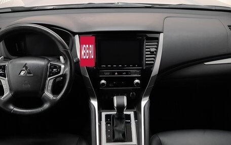 Mitsubishi Pajero Sport III рестайлинг, 2021 год, 4 439 000 рублей, 9 фотография