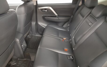 Mitsubishi Pajero Sport III рестайлинг, 2021 год, 4 439 000 рублей, 14 фотография