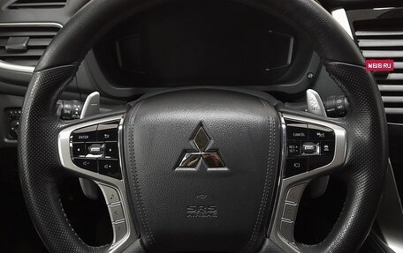 Mitsubishi Pajero Sport III рестайлинг, 2021 год, 4 439 000 рублей, 12 фотография