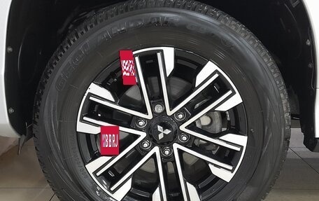 Mitsubishi Pajero Sport III рестайлинг, 2021 год, 4 439 000 рублей, 15 фотография