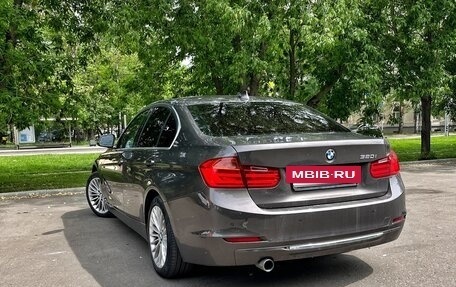 BMW 3 серия, 2013 год, 1 400 000 рублей, 3 фотография