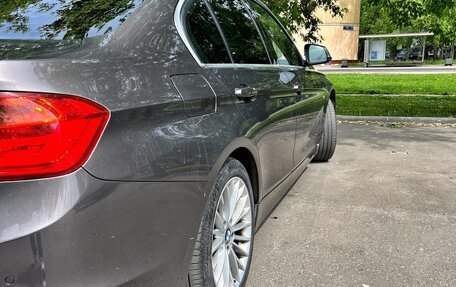BMW 3 серия, 2013 год, 1 400 000 рублей, 12 фотография