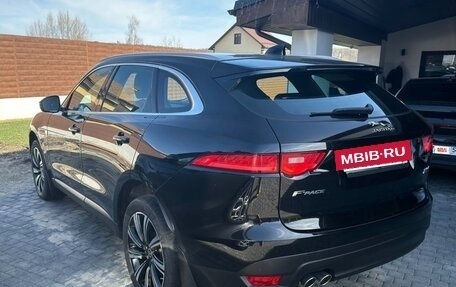 Jaguar F-Pace, 2017 год, 2 300 000 рублей, 4 фотография