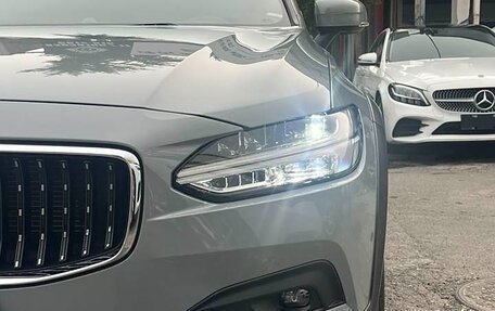 Volvo V90 Cross Country I рестайлинг, 2022 год, 4 290 000 рублей, 3 фотография