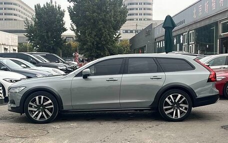 Volvo V90 Cross Country I рестайлинг, 2022 год, 4 290 000 рублей, 10 фотография