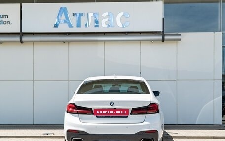 BMW 5 серия, 2020 год, 3 990 000 рублей, 4 фотография