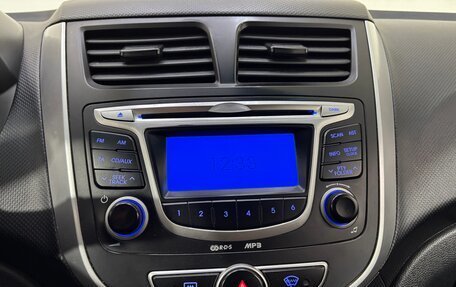 Hyundai Solaris II рестайлинг, 2012 год, 615 000 рублей, 17 фотография