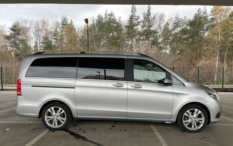 Mercedes-Benz V-Класс, 2015 год, 4 500 000 рублей, 4 фотография