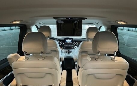 Mercedes-Benz V-Класс, 2015 год, 4 500 000 рублей, 22 фотография
