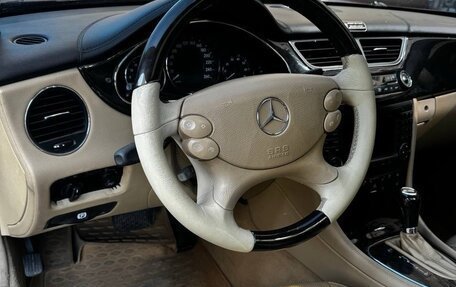 Mercedes-Benz CLS, 2005 год, 1 100 000 рублей, 11 фотография