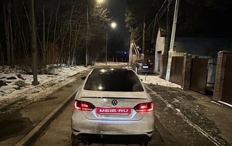 Volkswagen Jetta VI, 2011 год, 1 220 000 рублей, 14 фотография
