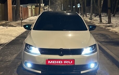 Volkswagen Jetta VI, 2011 год, 1 220 000 рублей, 15 фотография
