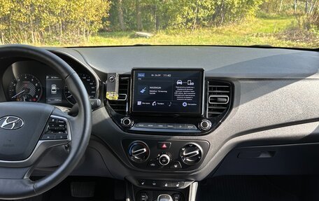 Hyundai Solaris II рестайлинг, 2021 год, 1 730 000 рублей, 9 фотография