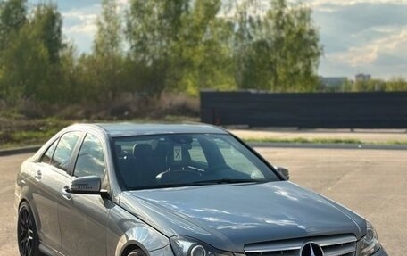 Mercedes-Benz C-Класс, 2013 год, 1 200 000 рублей, 2 фотография