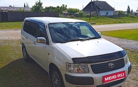 Toyota Succeed I рестайлинг, 2011 год, 750 000 рублей, 17 фотография