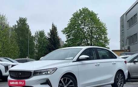 Geely Emgrand, 2024 год, 1 899 000 рублей, 2 фотография