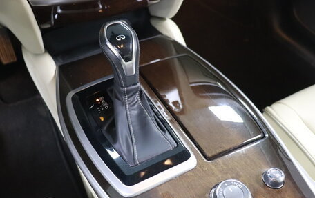 Infiniti QX60 I рестайлинг, 2018 год, 2 388 000 рублей, 18 фотография
