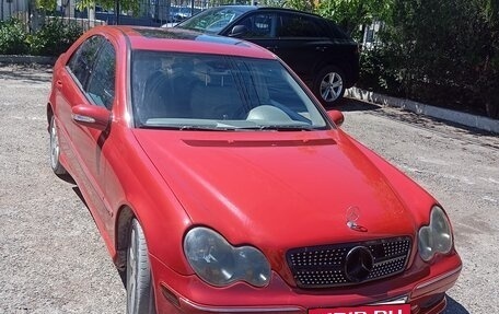 Mercedes-Benz C-Класс, 2004 год, 570 000 рублей, 2 фотография