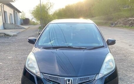 Honda Fit III, 2010 год, 850 000 рублей, 5 фотография