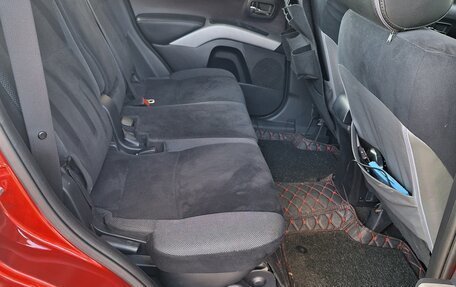 Mitsubishi Outlander III рестайлинг 3, 2008 год, 1 100 000 рублей, 22 фотография