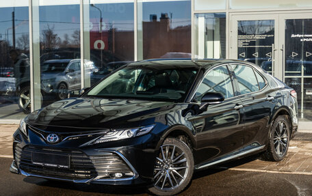 Toyota Camry, 2024 год, 5 590 000 рублей, 2 фотография