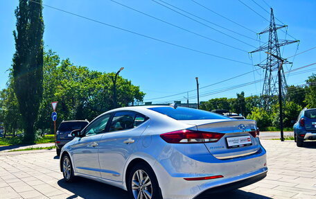 Hyundai Elantra VI рестайлинг, 2018 год, 1 466 500 рублей, 4 фотография