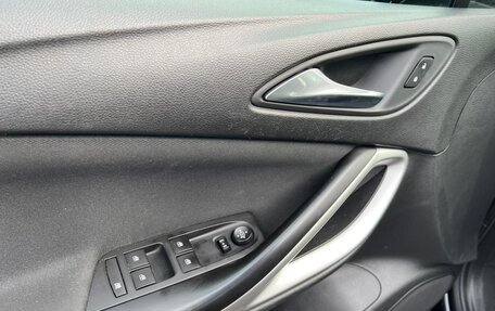 Opel Astra K, 2018 год, 920 000 рублей, 12 фотография