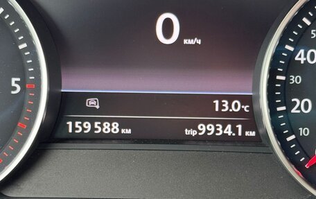 Volkswagen Touareg III, 2016 год, 3 200 000 рублей, 4 фотография