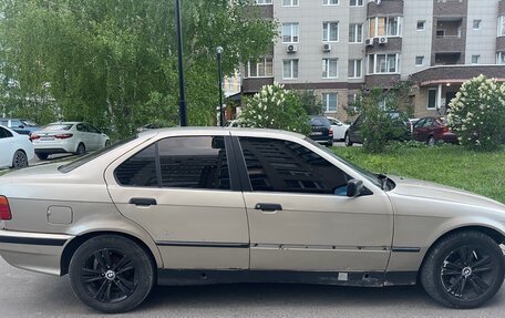 BMW 3 серия, 1992 год, 320 000 рублей, 3 фотография