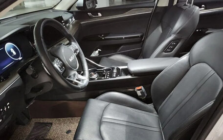 KIA K5, 2022 год, 2 200 000 рублей, 13 фотография