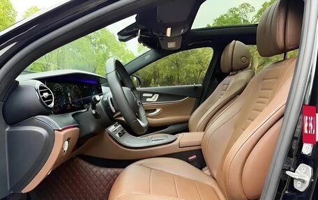 Mercedes-Benz E-Класс, 2022 год, 3 700 000 рублей, 16 фотография