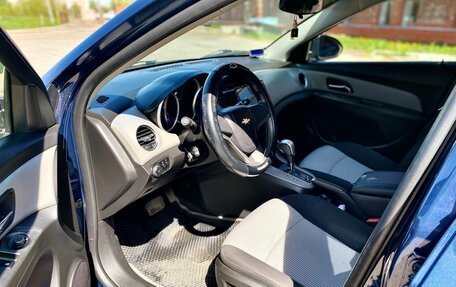 Chevrolet Cruze II, 2011 год, 690 000 рублей, 11 фотография
