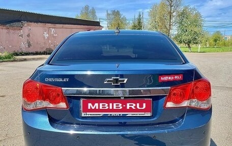Chevrolet Cruze II, 2011 год, 690 000 рублей, 6 фотография