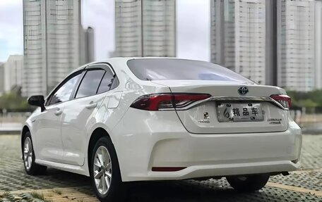 Toyota Corolla, 2022 год, 1 850 000 рублей, 4 фотография