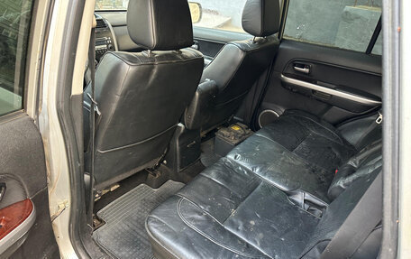 Suzuki Grand Vitara, 2005 год, 300 000 рублей, 19 фотография