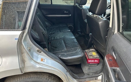 Suzuki Grand Vitara, 2005 год, 300 000 рублей, 21 фотография