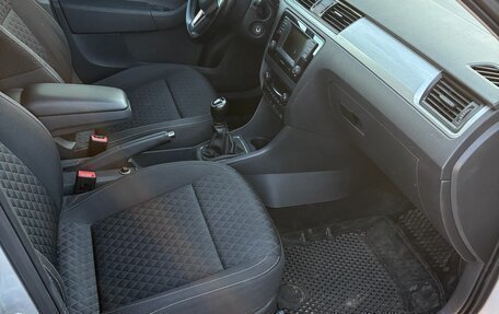 Skoda Rapid I, 2016 год, 1 100 000 рублей, 14 фотография