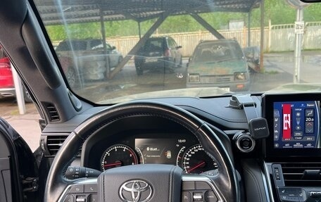 Toyota Land Cruiser, 2021 год, 8 800 000 рублей, 14 фотография