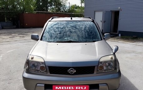 Nissan X-Trail, 2001 год, 550 000 рублей, 2 фотография