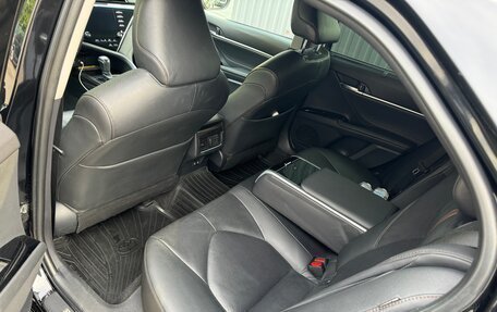 Toyota Camry, 2018 год, 2 450 000 рублей, 5 фотография